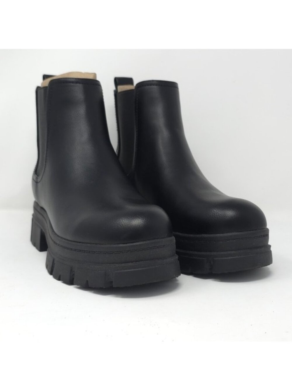 Nine West Black Chunky Lug Chelsea Booties 7M - Picture 2 of 8